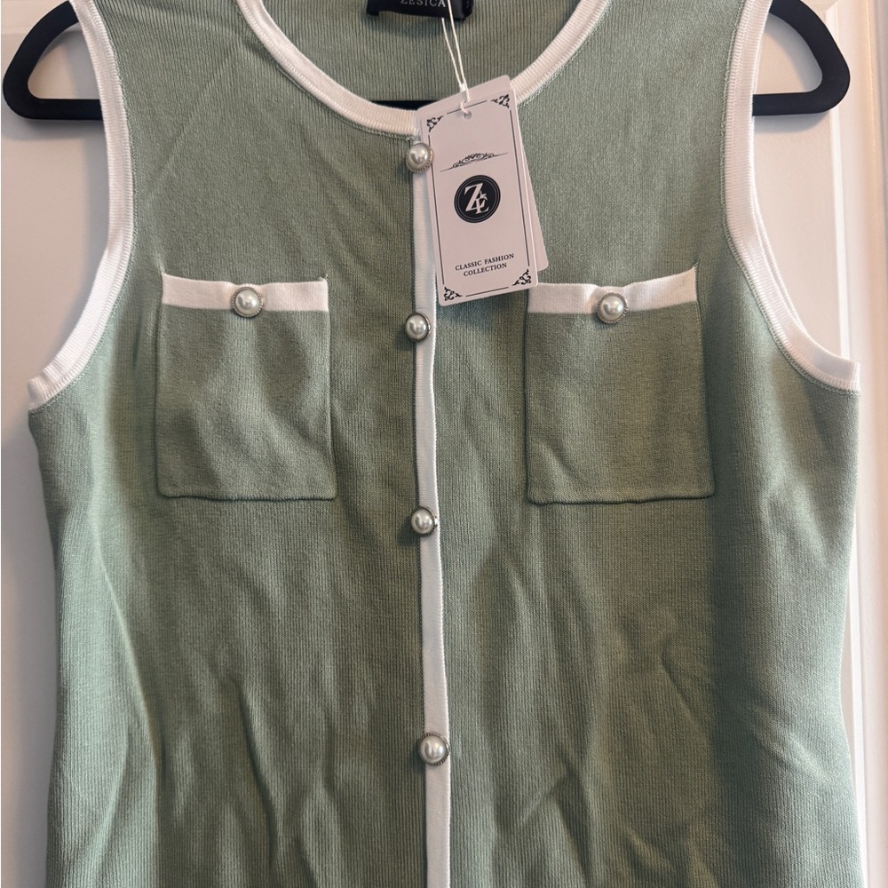 Green Sleeveless Dress with White Trim